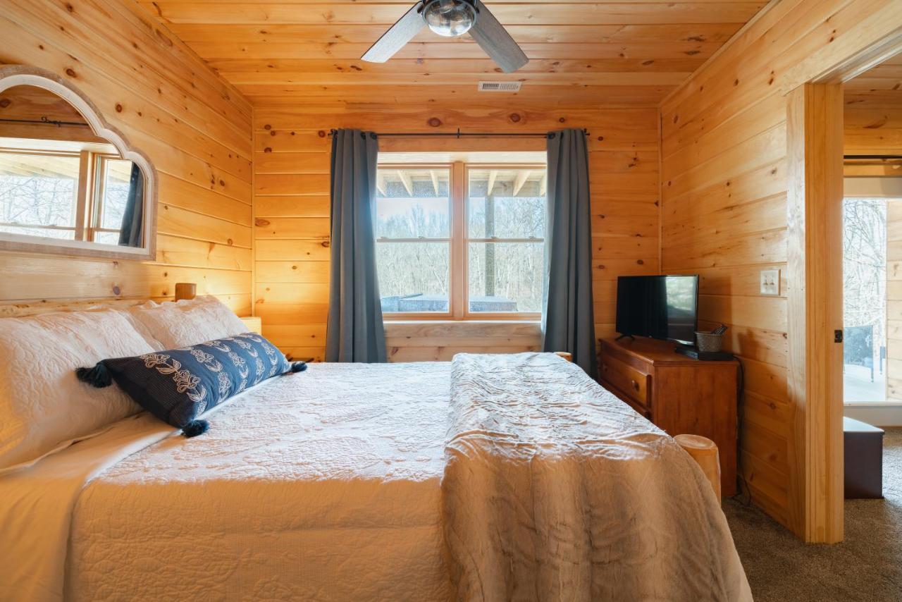 Family Friendly ~ Hocking Hills Cabin ~ Close To Caves, W/Wifi South Bloomingville 外观 照片